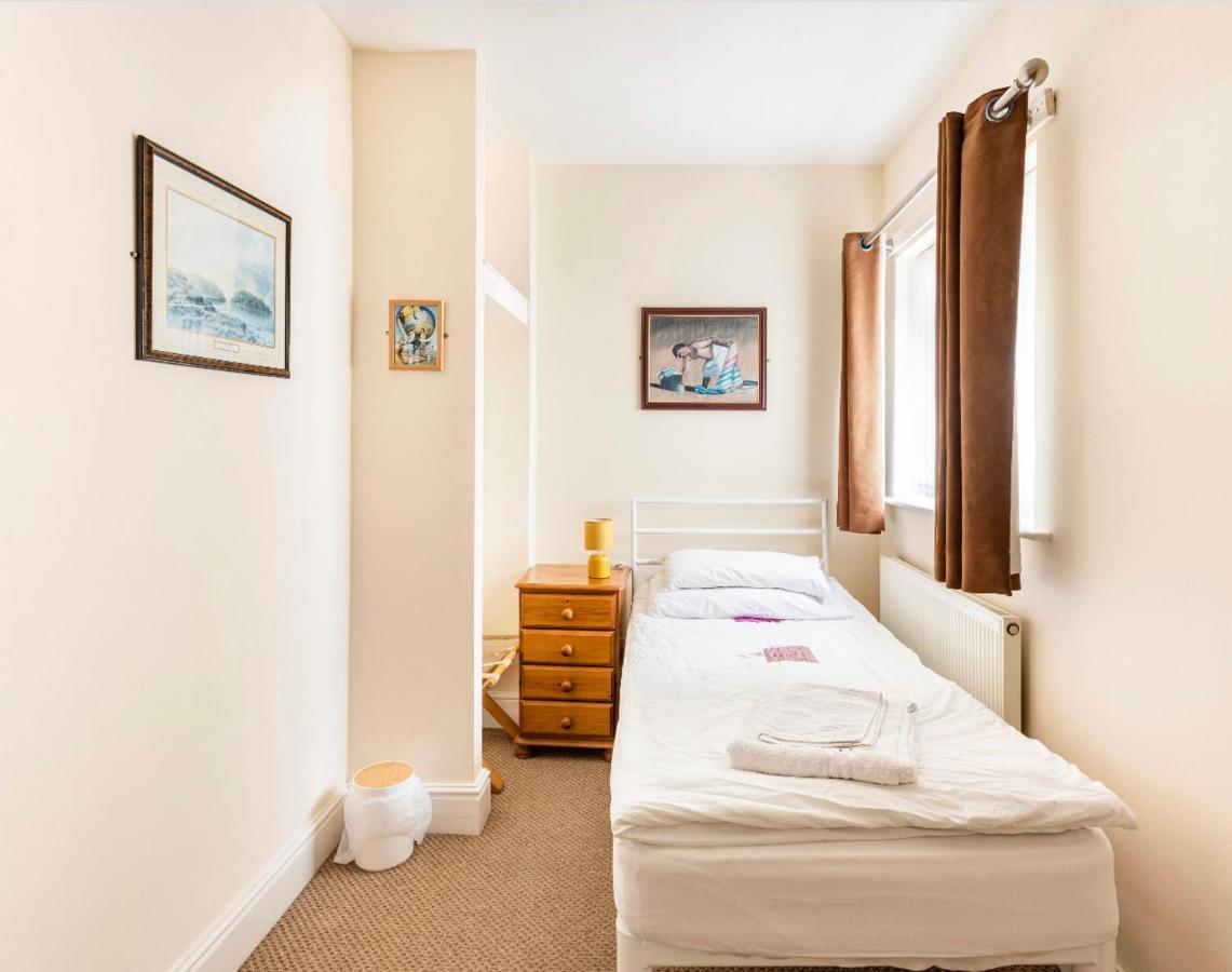 Tsd Guest House Μπλάκπουλ Εξωτερικό φωτογραφία